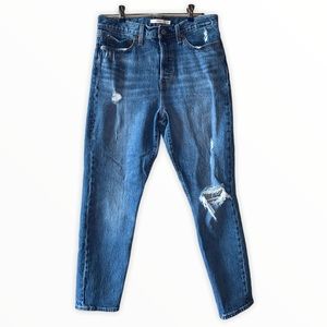 Levi’s Wedgie premium Big E high rise distressed jeans. 29. Medium wash